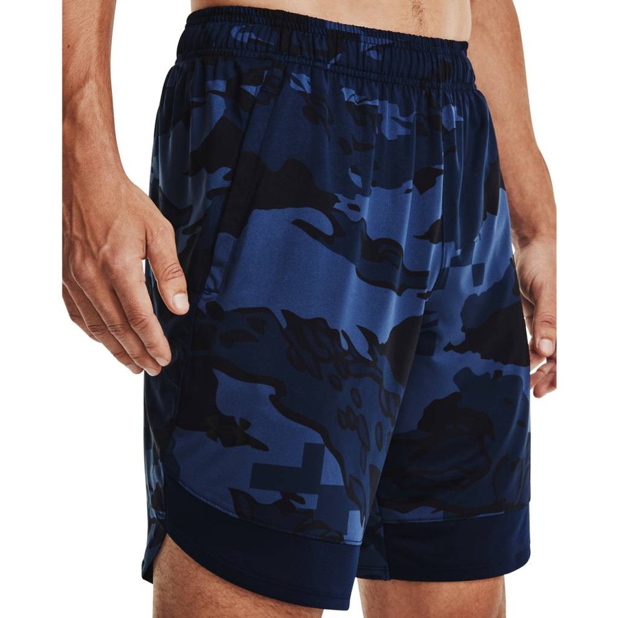 under armour men's train stretch camo shorts